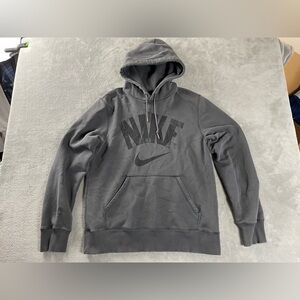 Nike Hoodie Mens Club Fleece Size Medium Gray Swoosh Logo
